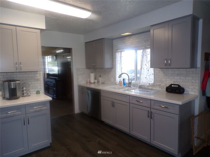 Property Photo: 101 E Cushing WA 98520