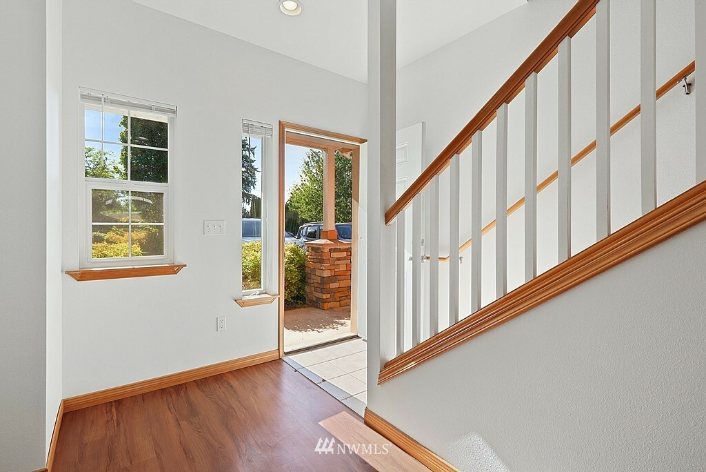 Property Photo:  1316 Beach Avenue G  WA 98270 