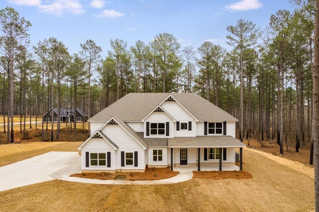 Property Photo: 1215 Attaway Road GA 30108