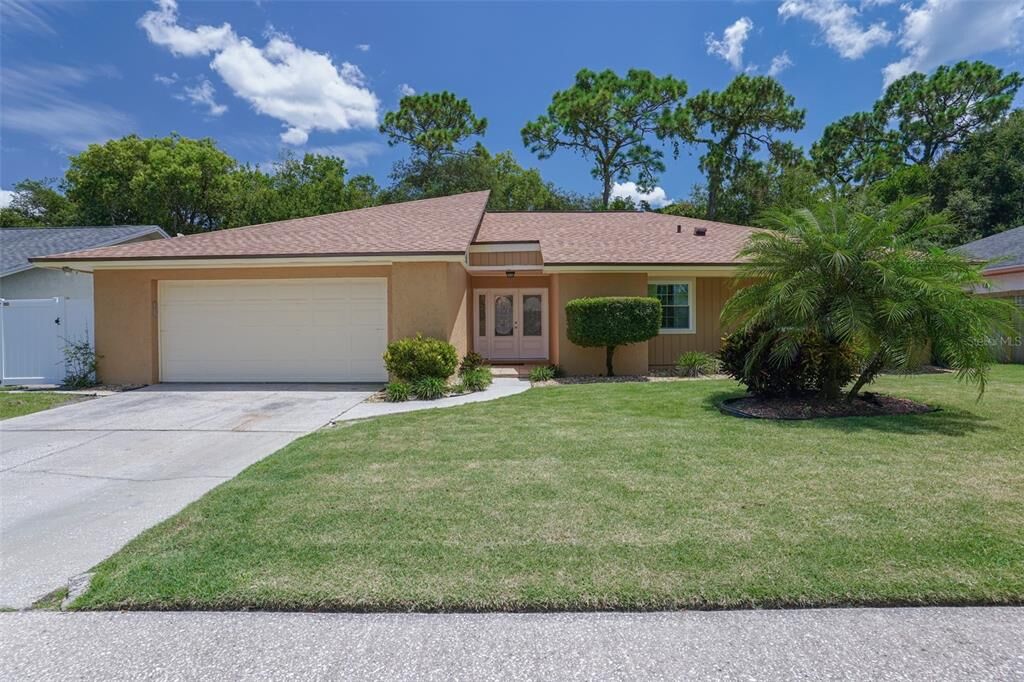 Property Photo:  254 Twelve League Circle  FL 32707 