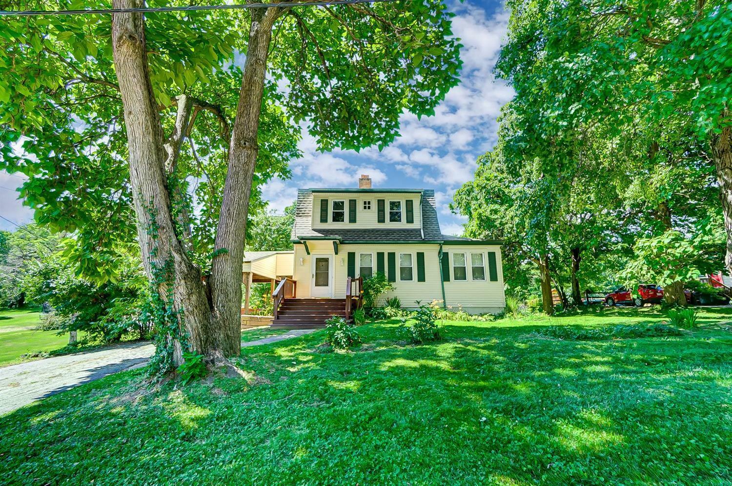 Property Photo:  525 Fleming Rd  OH 45231 