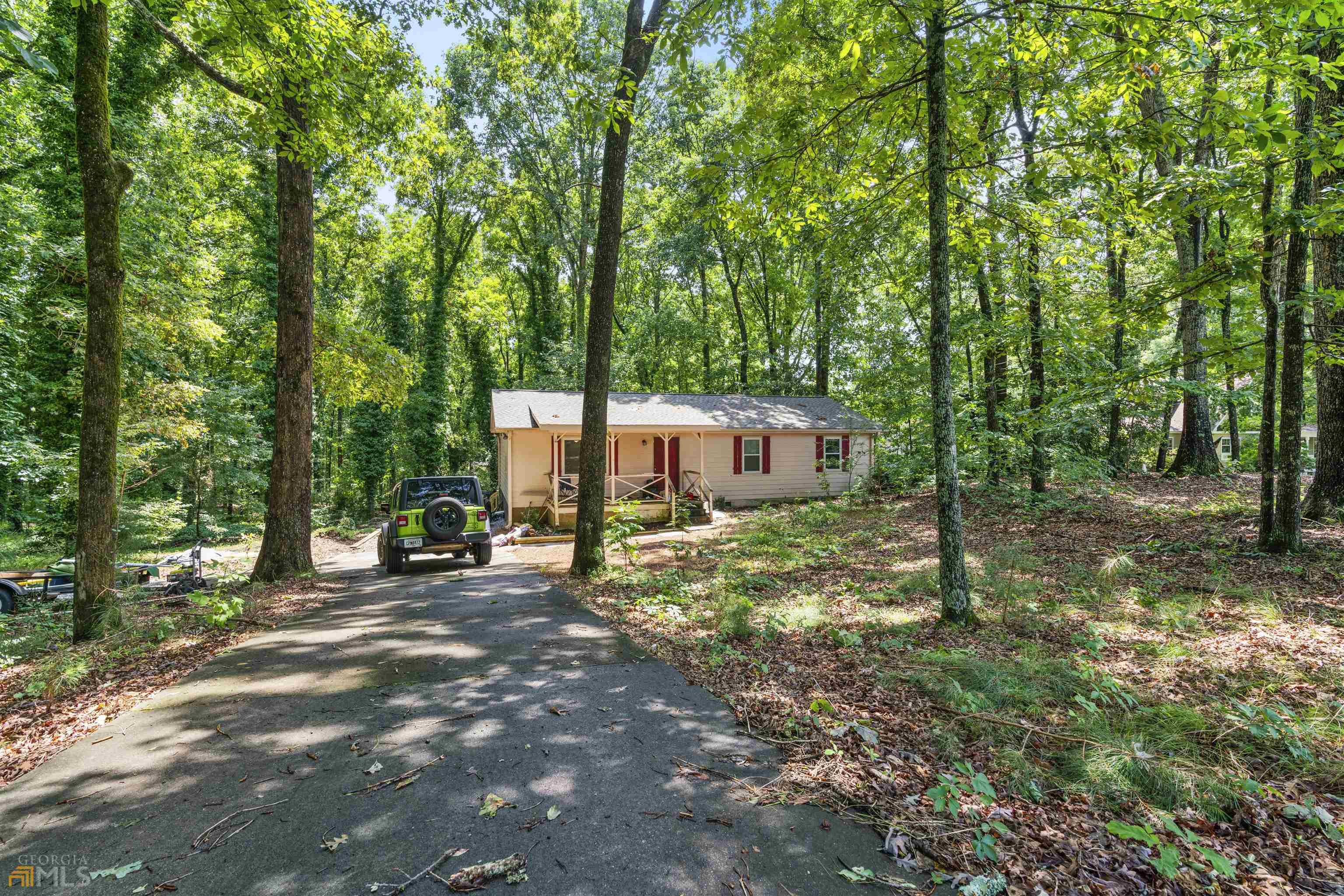 Property Photo:  641 Bailey Woods Road  GA 30019 