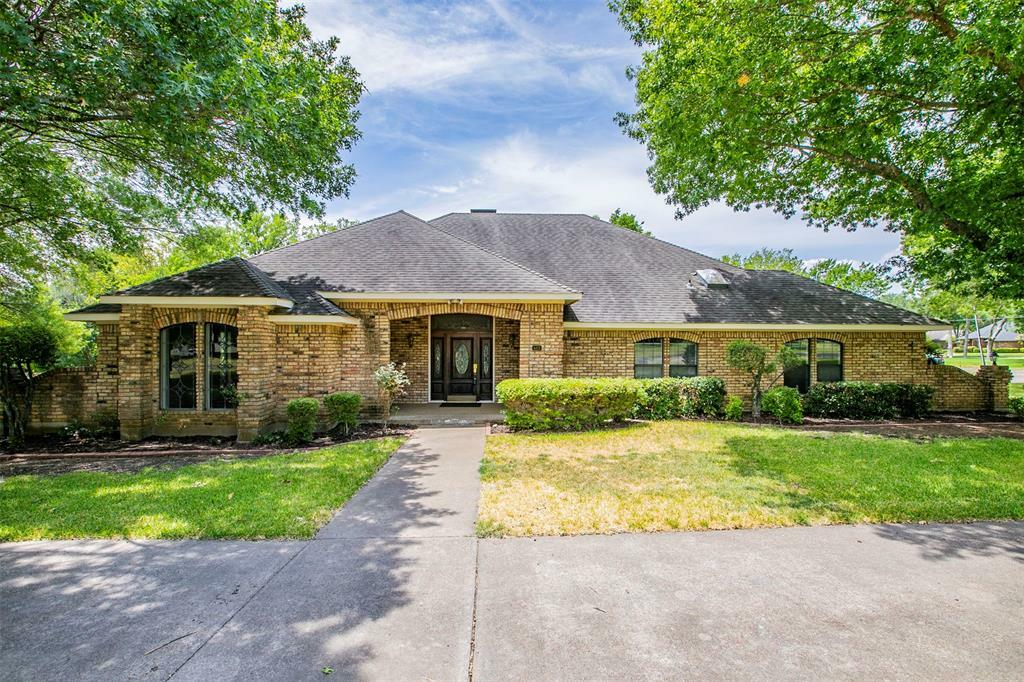 Property Photo:  513 Winding Creek Trail  TX 75154 