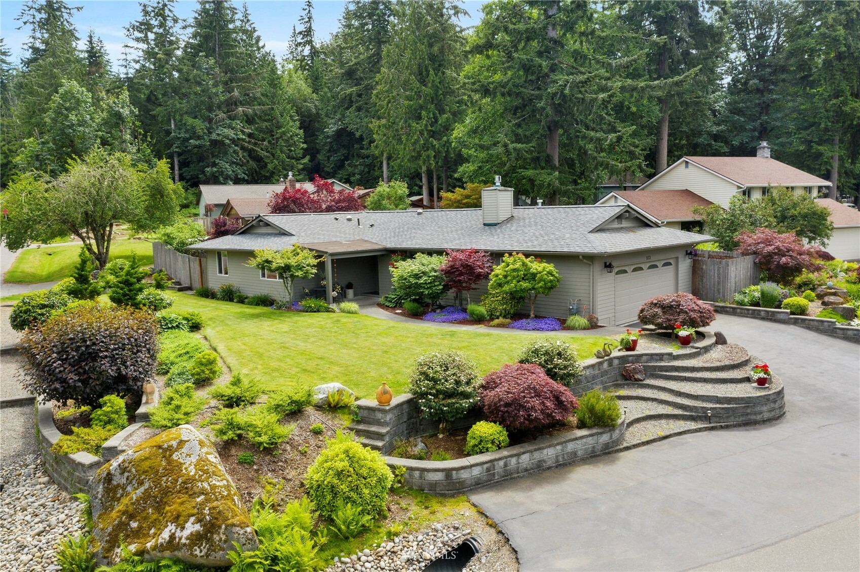 Property Photo:  833 St. Andrews Way  WA 98229 