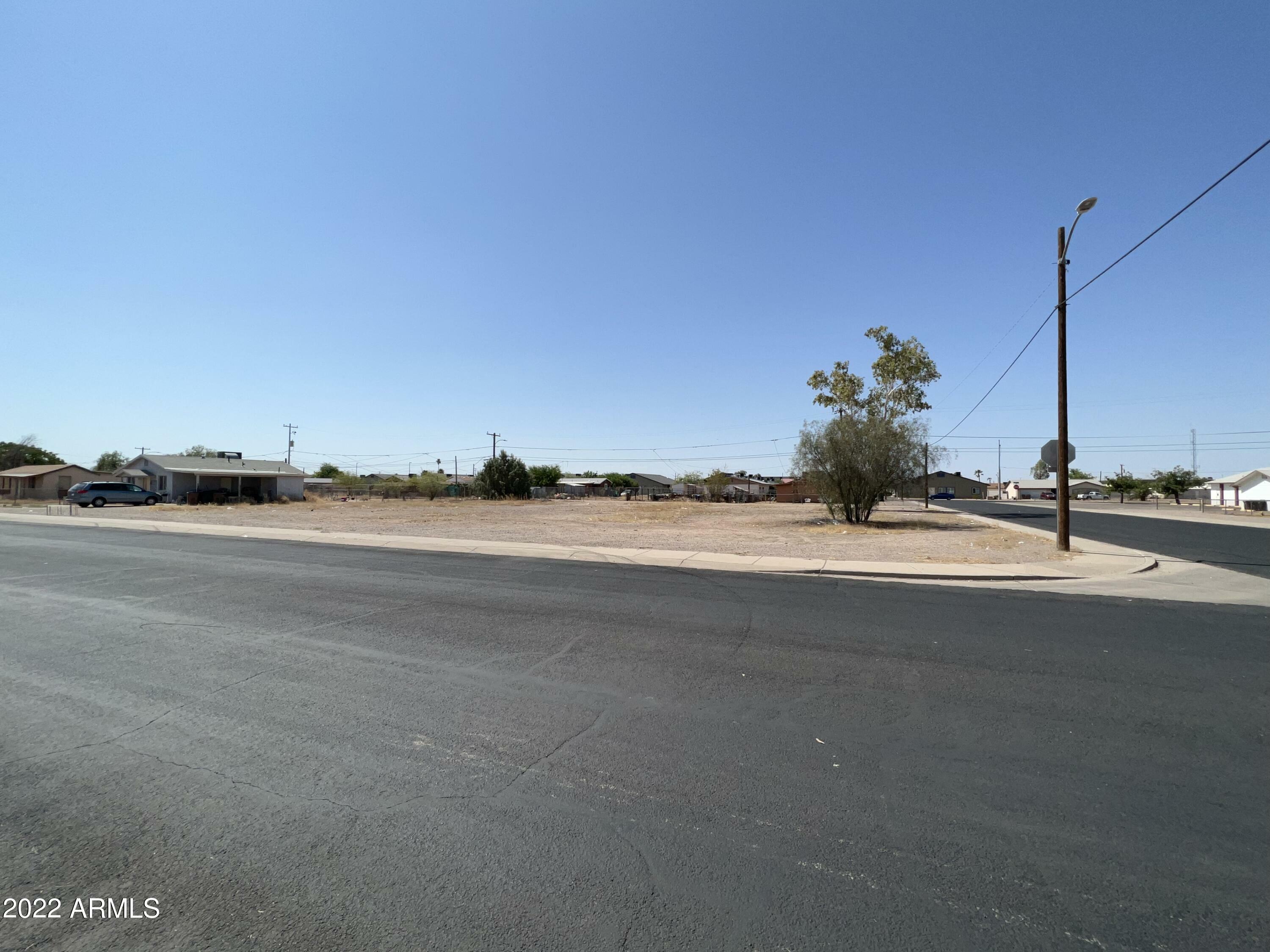 Property Photo:  393 W Seagoe Avenue  AZ 85128 