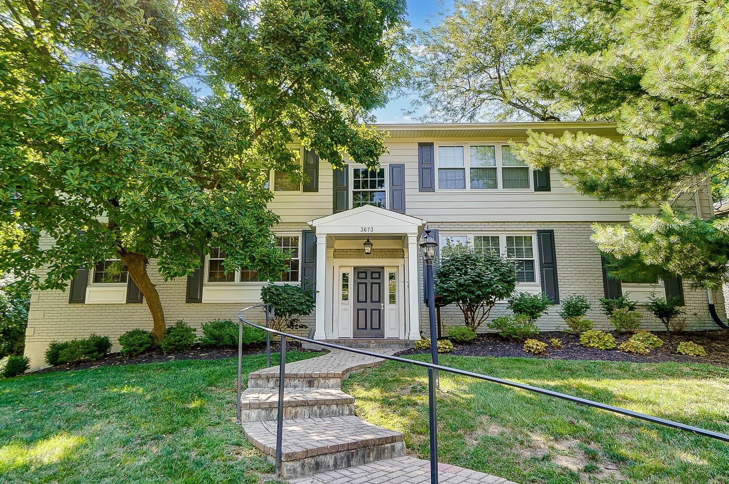 Property Photo: 3673 Beecham Ln B OH 45208