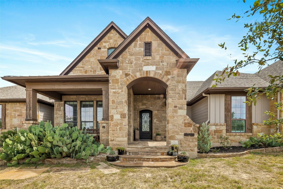 670 Heather Hills Drive  Dripping Springs TX 78620 photo