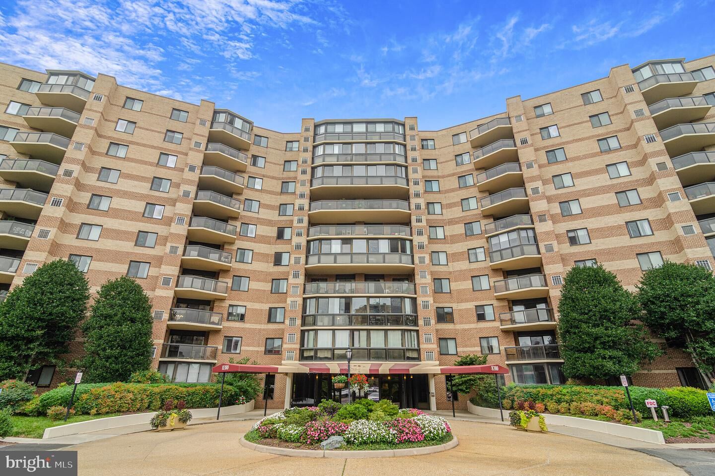 Property Photo: 8380 Greensboro Drive 403 VA 22102