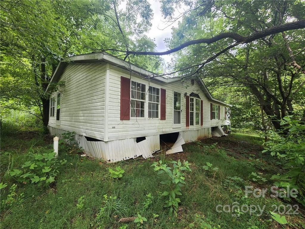 Property Photo:  14 Rutledge Road  NC 28732 