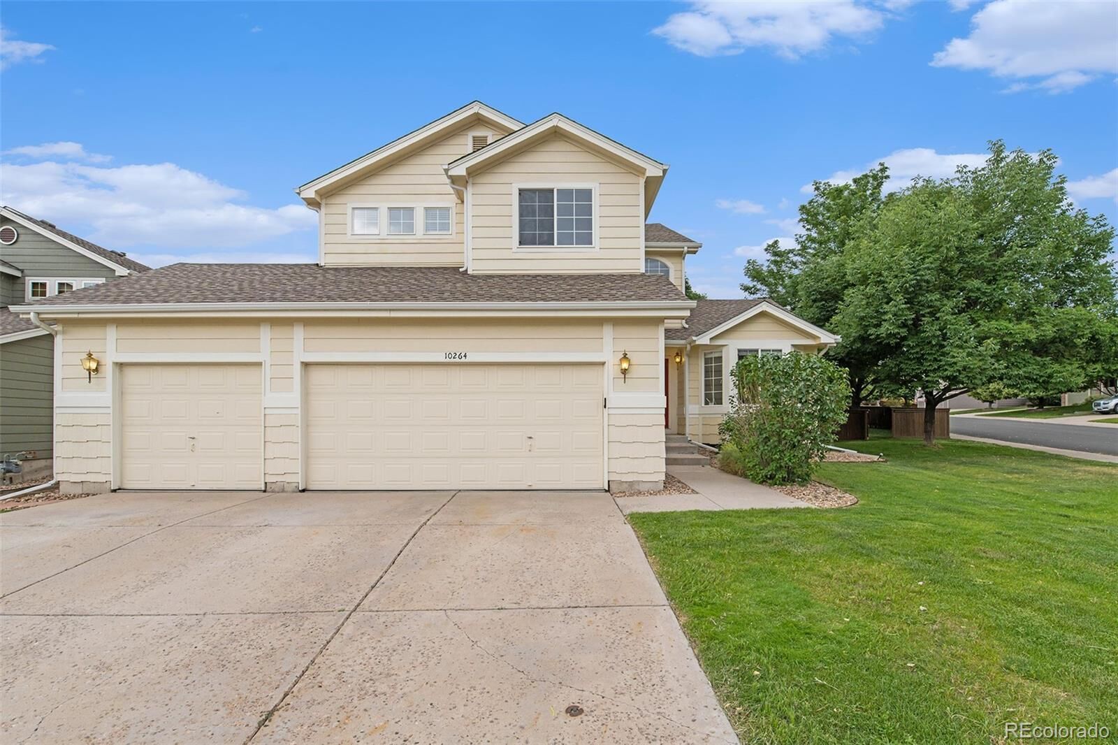 Property Photo:  10264 Royal Eagle Street  CO 80129 