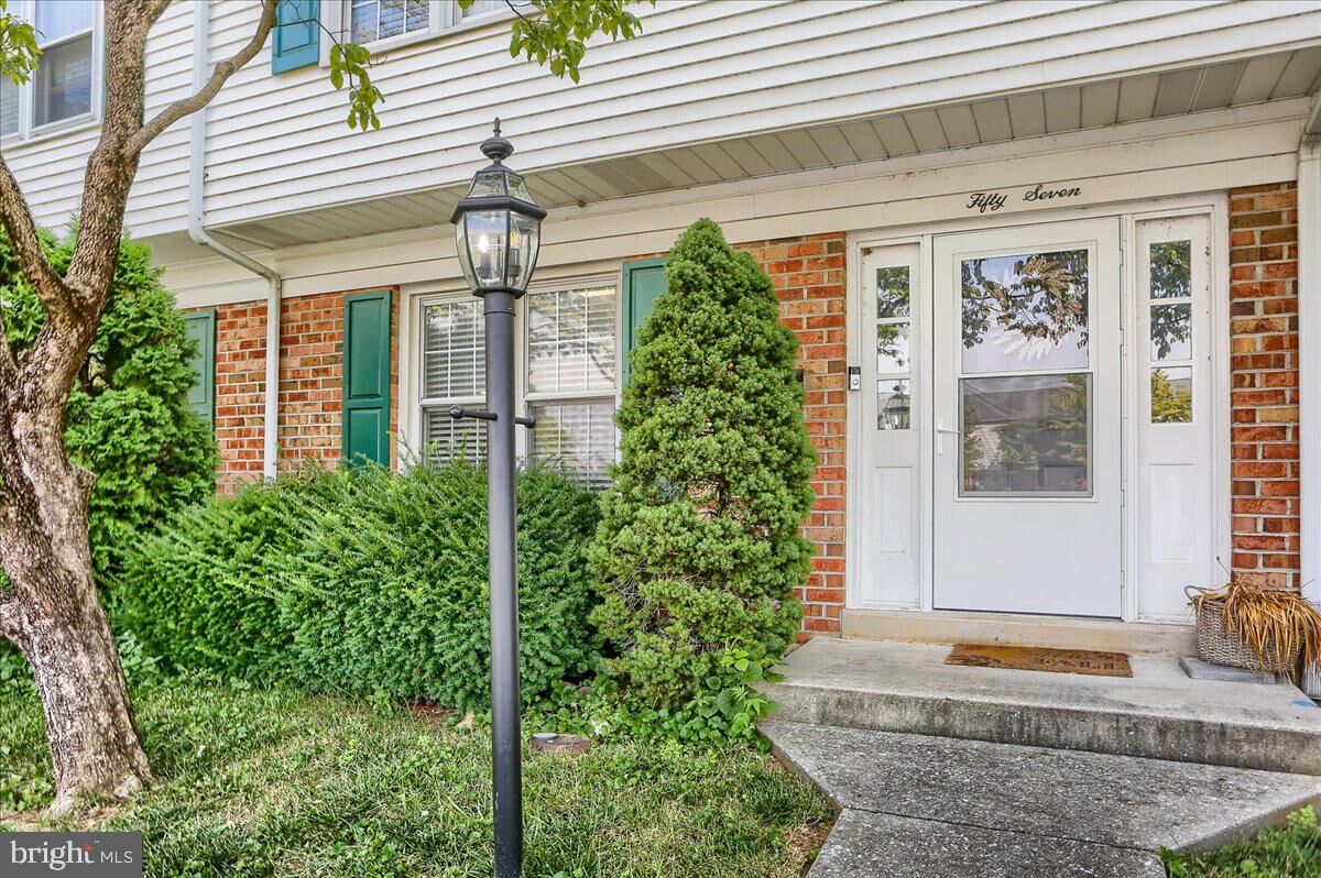 Property Photo:  57 Vine  PA 17011 