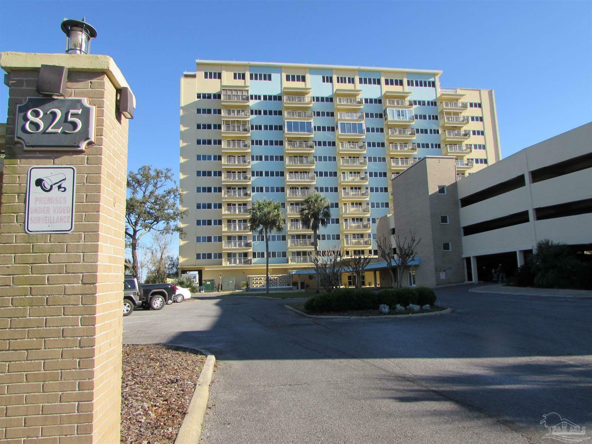 Property Photo:  825 Bayshore Dr 1104  FL 32507 