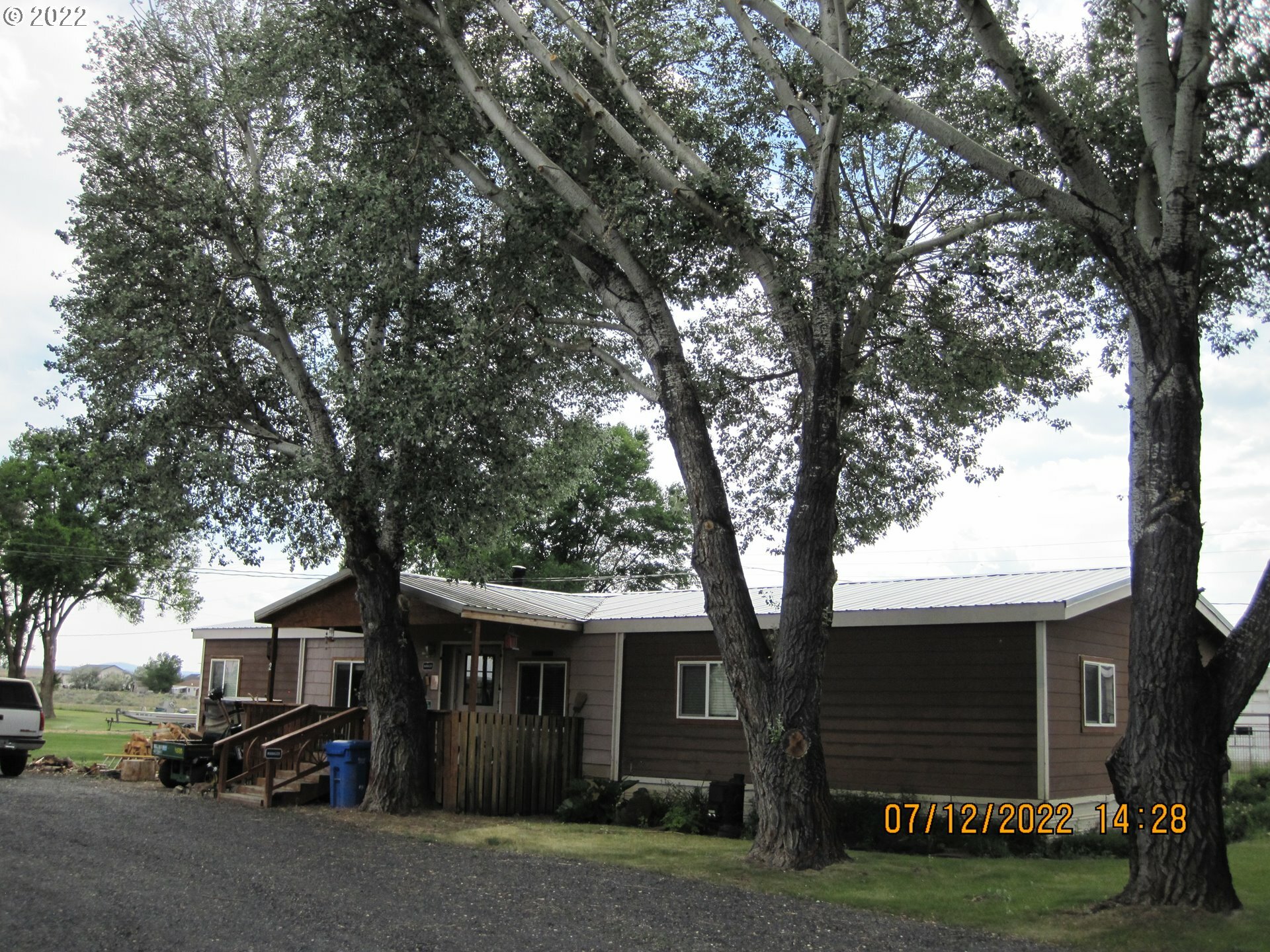 Property Photo:  65366 Hwy 31  OR 97638 