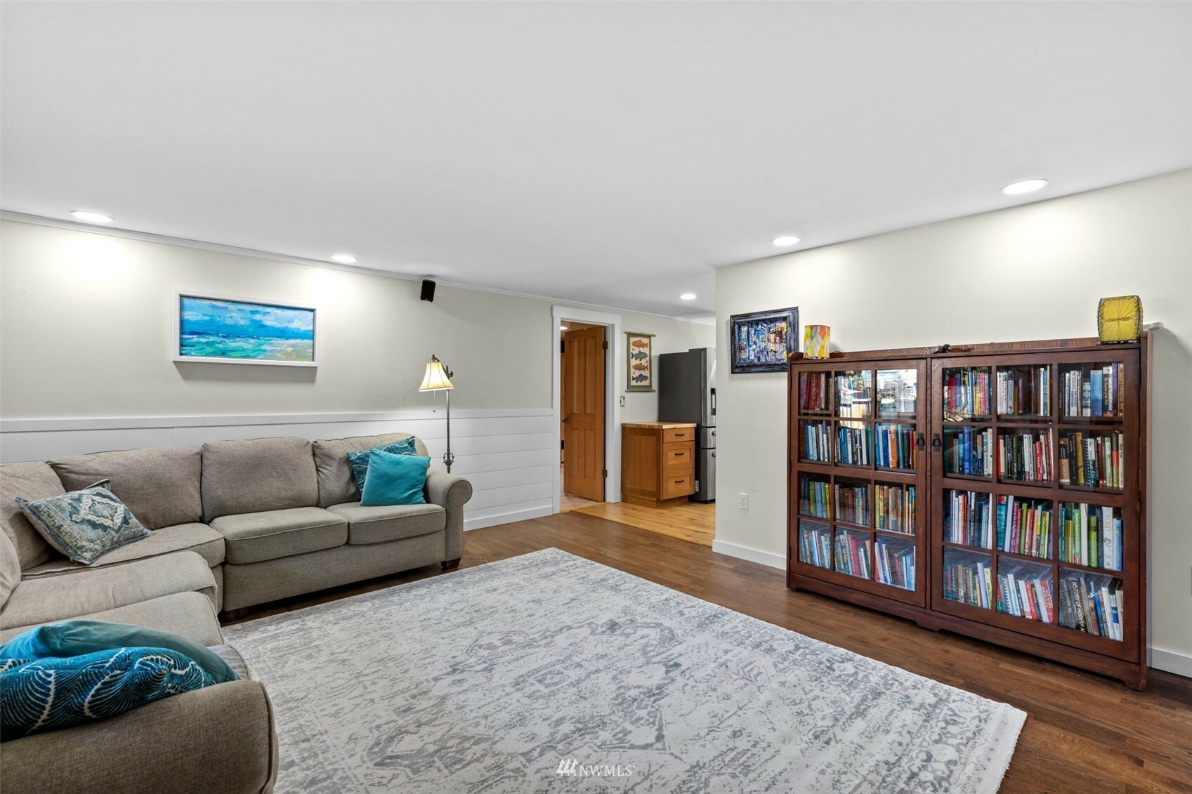 Property Photo: 18912 32nd Avenue NE WA 98155