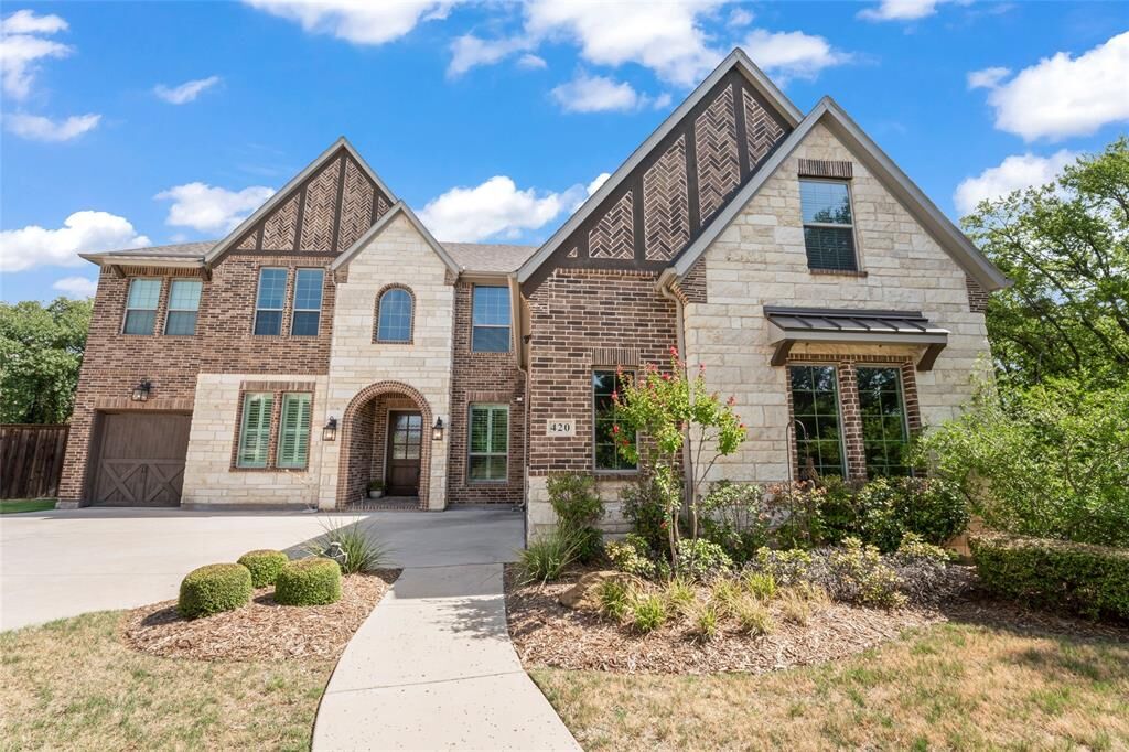 Property Photo:  420 Abilene Court  TX 75077 