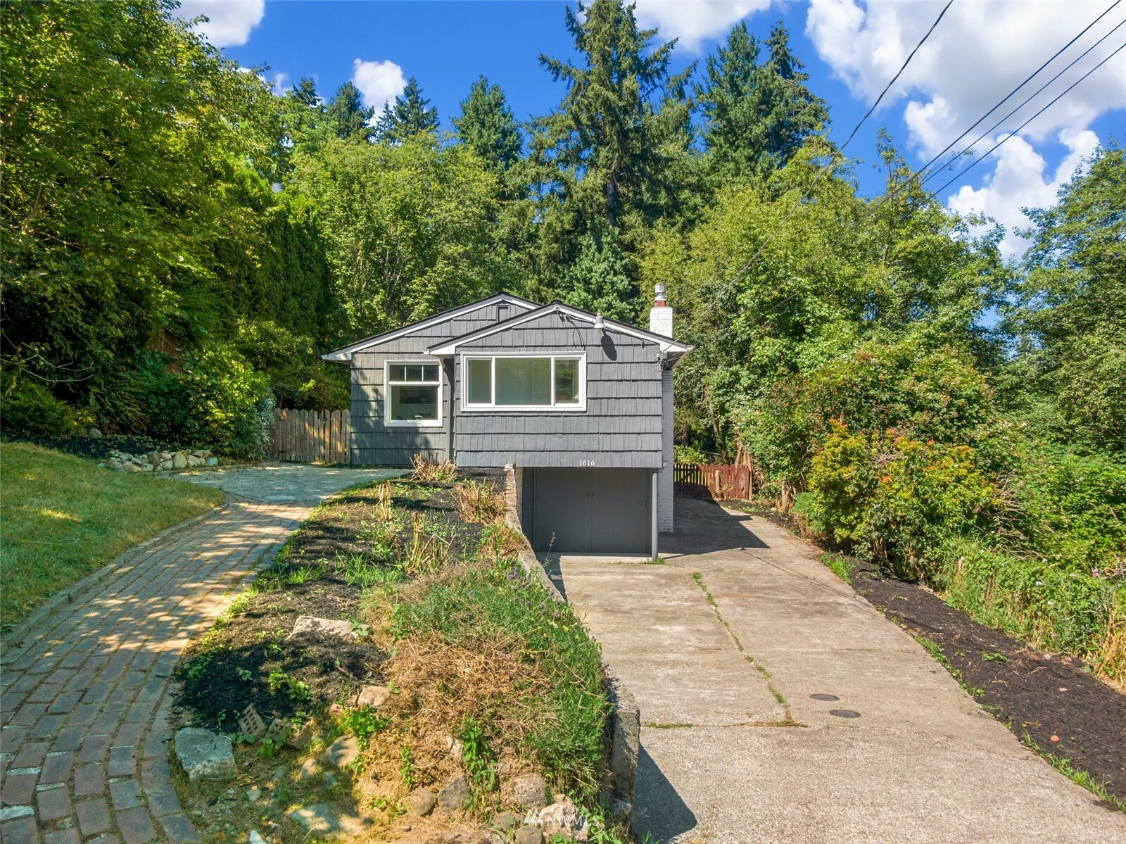 1616 N 167th Street  Shoreline WA 98133 photo