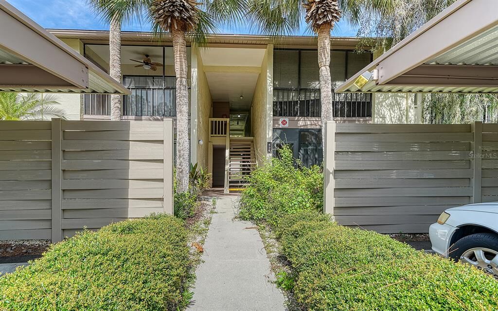 Property Photo:  638 Bird Bay Drive E 108  FL 34285 