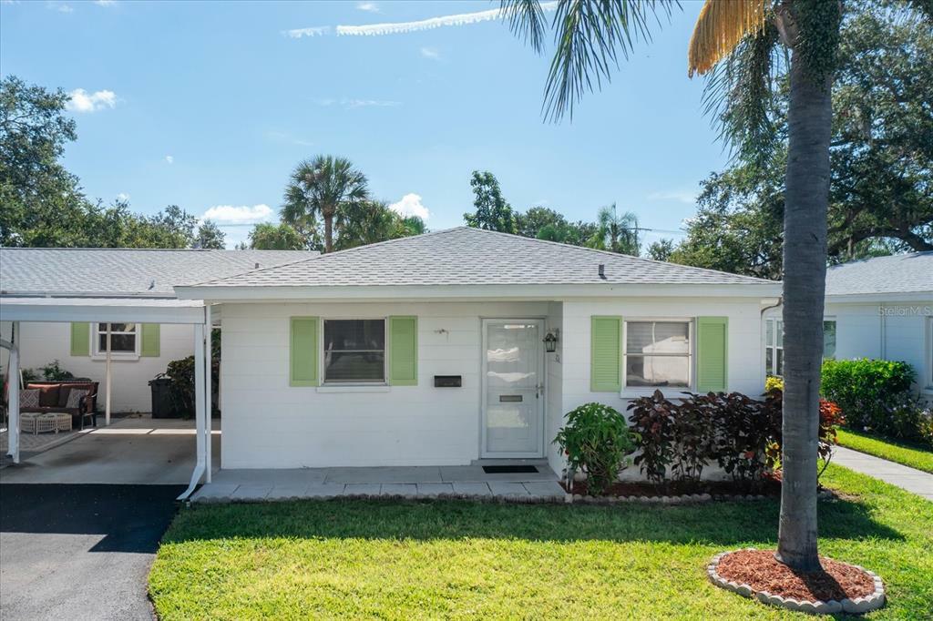 Property Photo:  6026 Lilli Way  FL 34207 