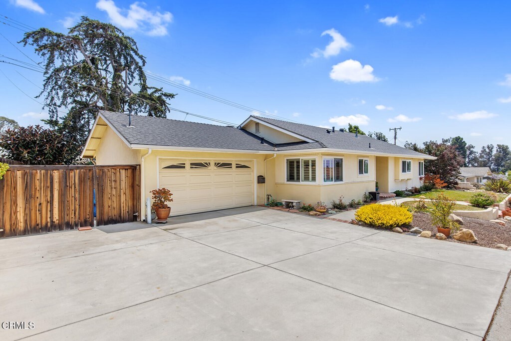Property Photo: 252 Byron Avenue CA 93003