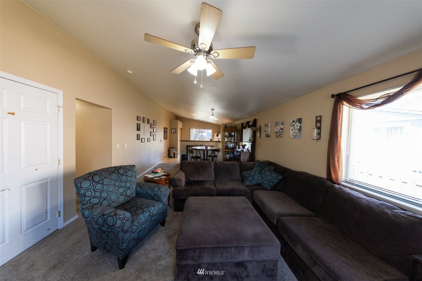 Property Photo:  235 SW 14th Street  WA 98532 