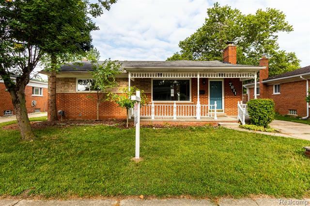 Property Photo:  7811 Ritz Avenue  MI 48185 