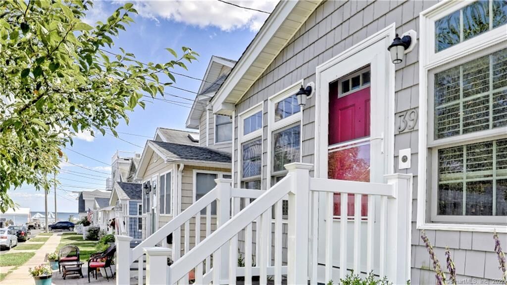 Property Photo: 39 Lawrence Avenue CT 06460