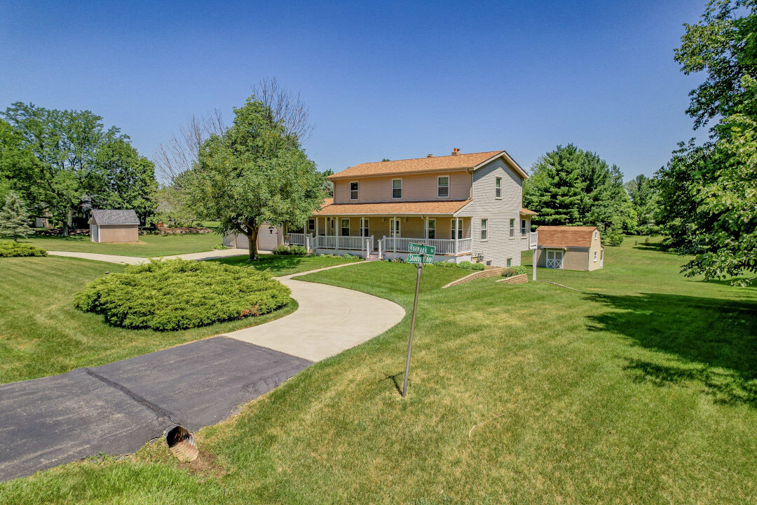 Property Photo: 9445 Roanoak Drive IL 61107