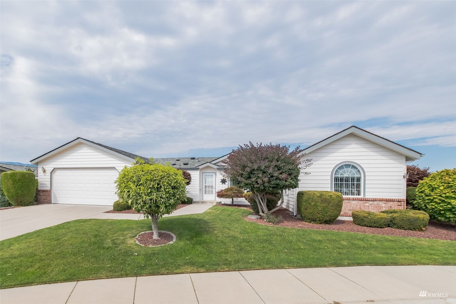 Property Photo:  575 Canyon Drive  WA 98802 