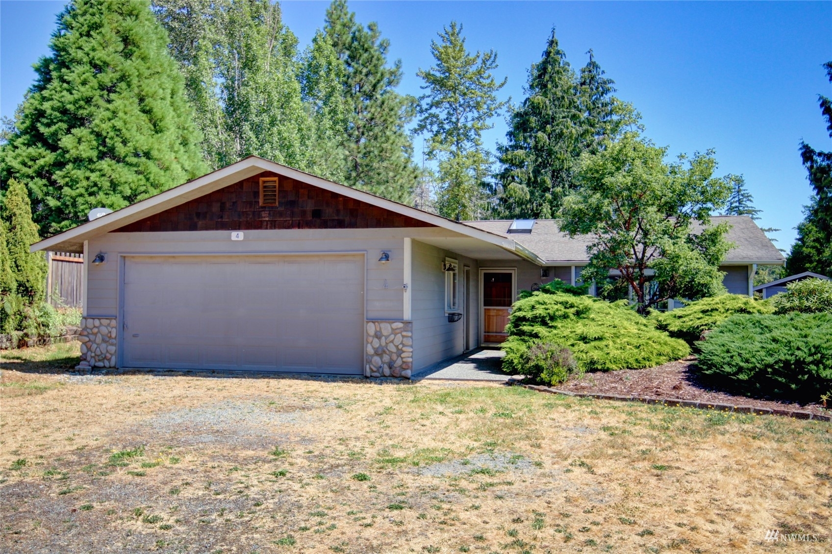 Property Photo:  4 Quinault Way  WA 98257 