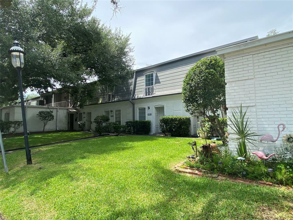 7828 Rue Carre Street 31  Houston TX 77074 photo