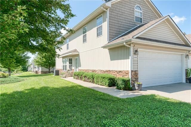 Property Photo:  21032 Millridge Street  KS 66083 