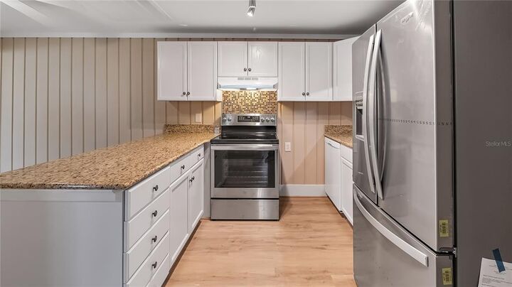 Property Photo:  10301 US Highway 27 121  FL 34711 