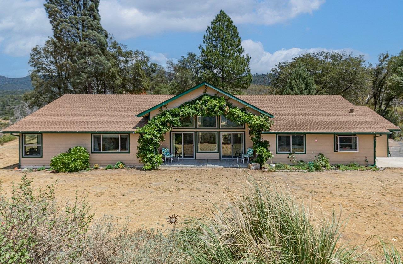 Property Photo:  2210 Harris Road  CA 95338 