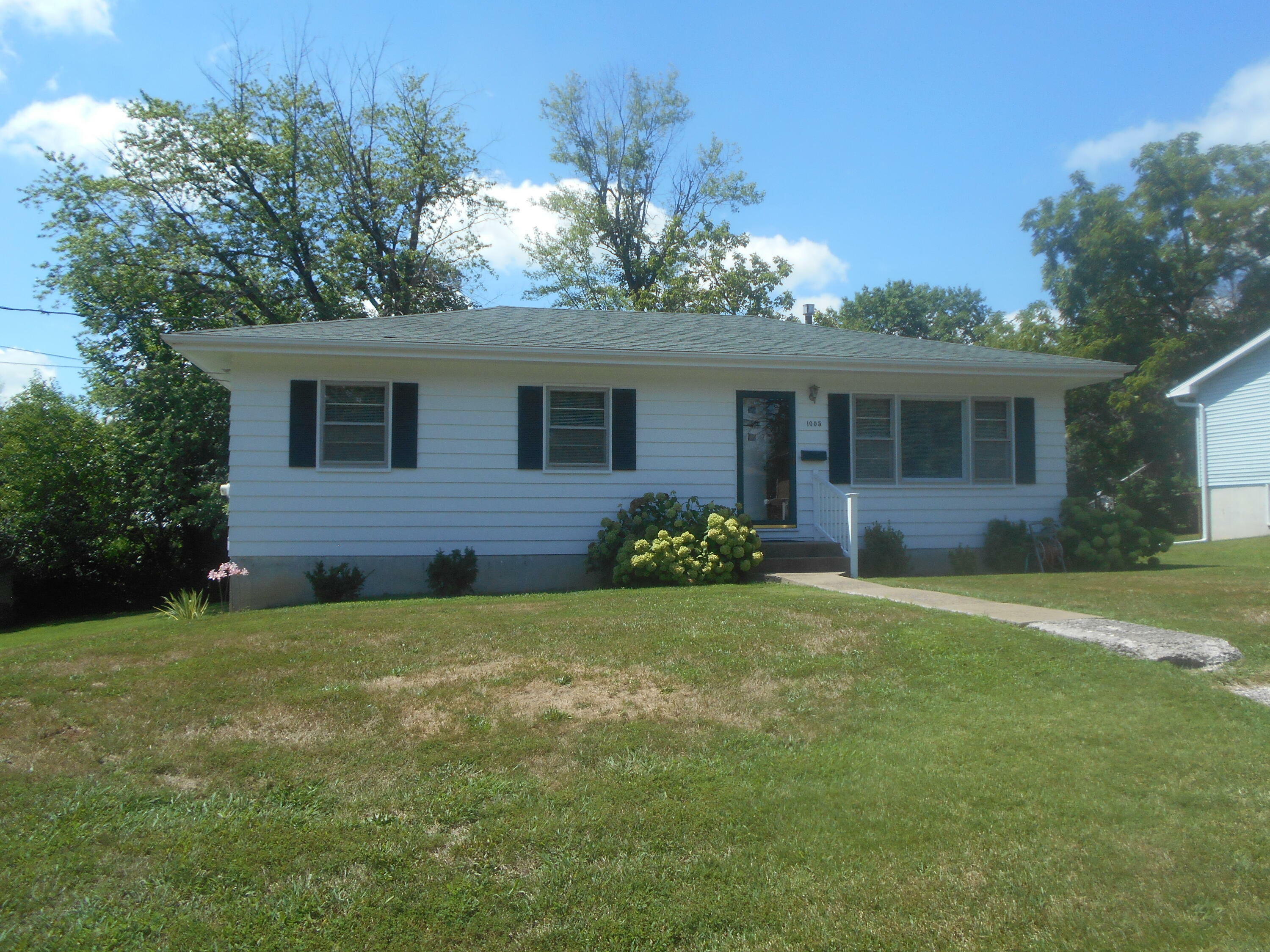 Property Photo:  1005 Chippewa Drive  MO 65251 