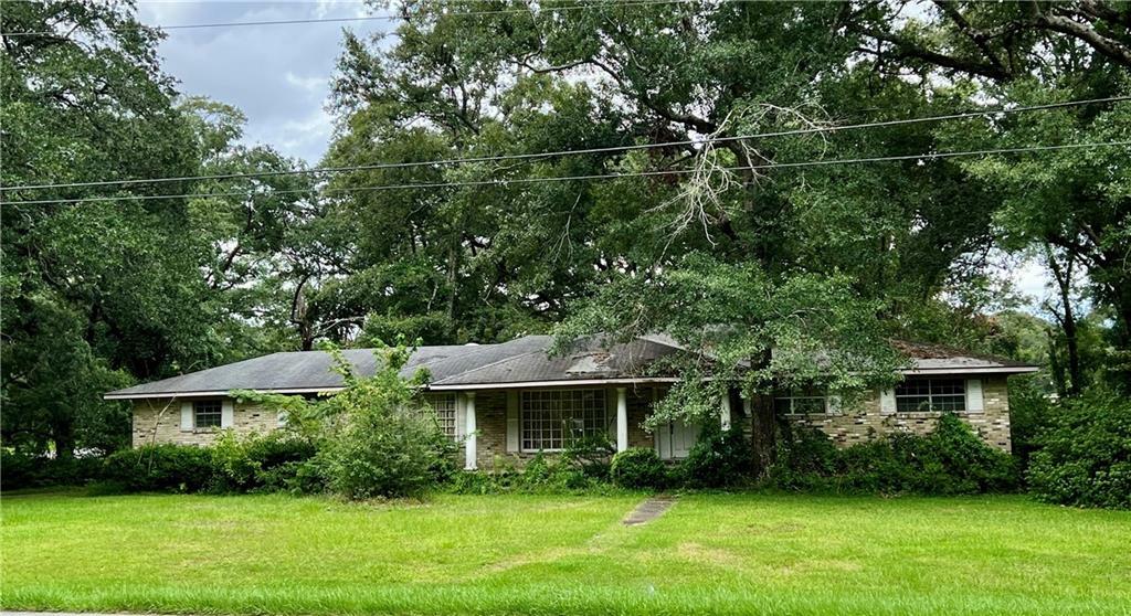 Property Photo: 513 Shelton Beach Road AL 36571