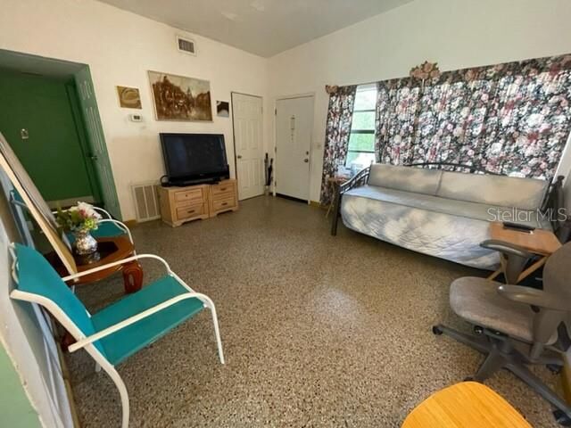 Property Photo:  6213 W Livingston Street  FL 32835 