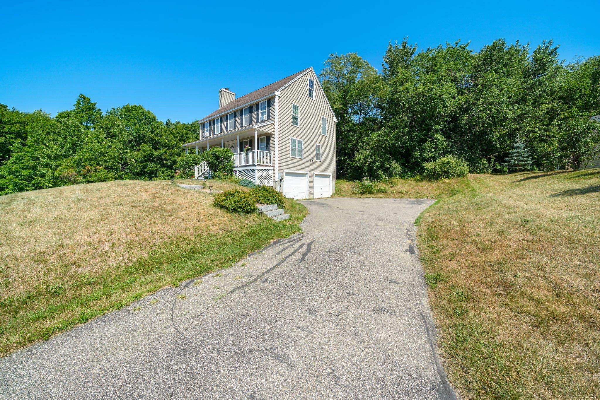 Property Photo:  15 Nantucket Court  NH 03820 