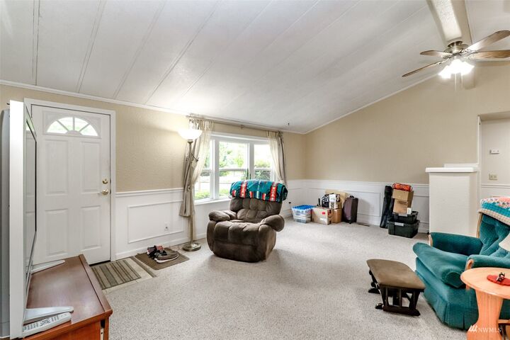 Property Photo:  24326 99th Drive NE  WA 98223 