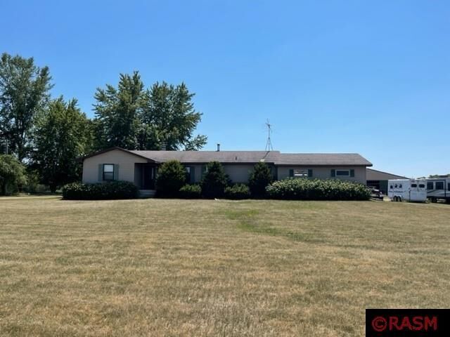 Property Photo: 56997 238th Lane MN 56001