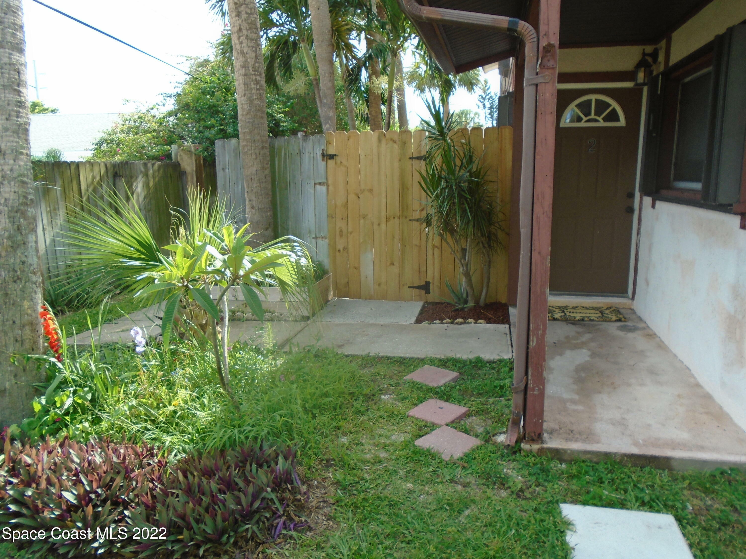 Property Photo:  595 Park Avenue  FL 32937 