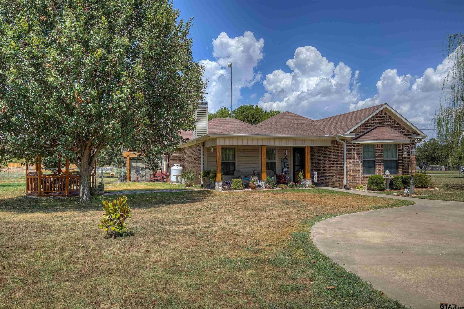 Property Photo:  209 Spring Creek  TX 75482 