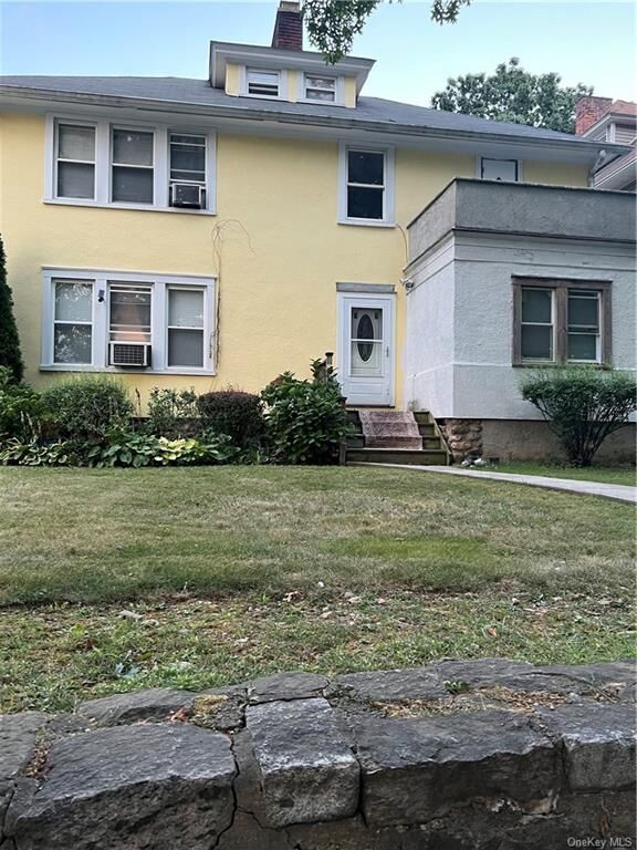 Property Photo:  64-66 Waller Avenue 66  NY 10605 