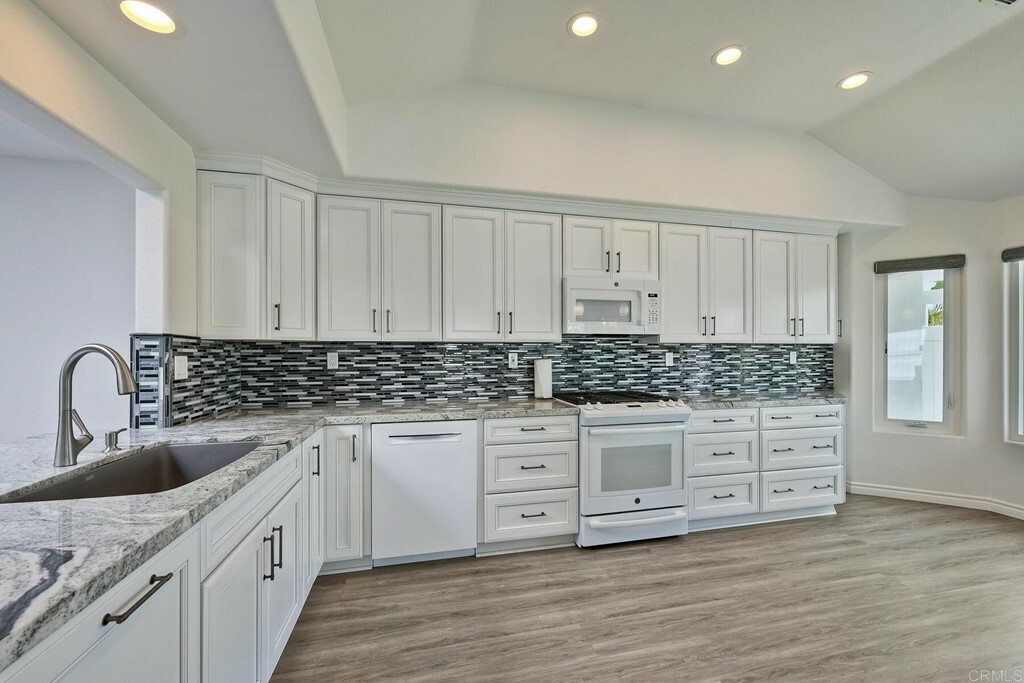 Property Photo: 4719 Majorca Way CA 92056