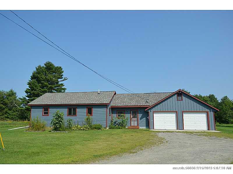 Property Photo:  489 Bartlett Road  ME 04352 