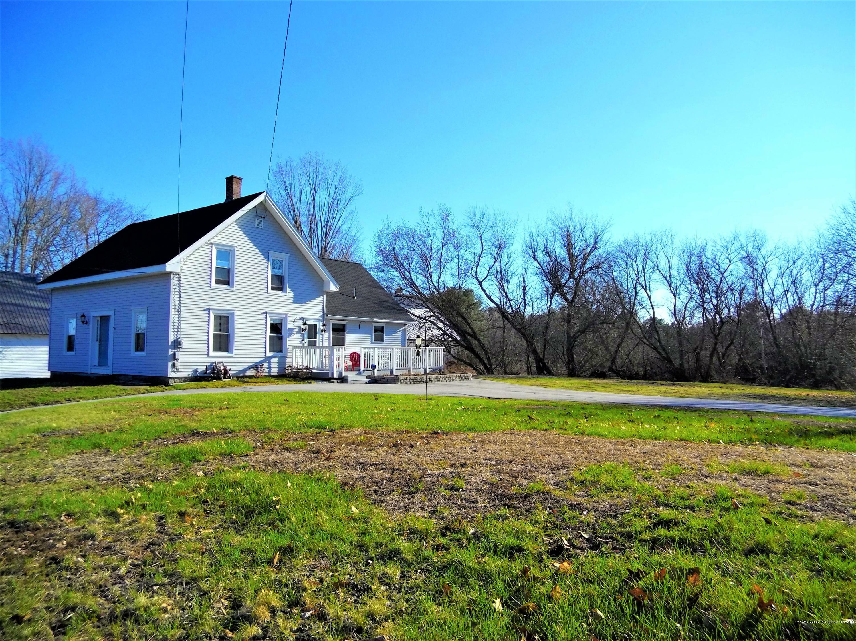 Property Photo: 482 Main Road S ME 04444