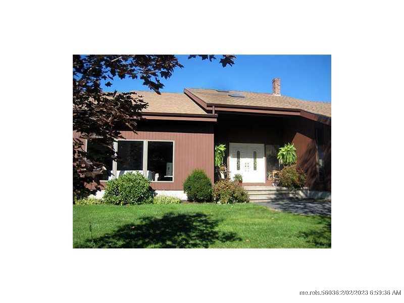 Property Photo: 8 Buttonwood Lane ME 04240