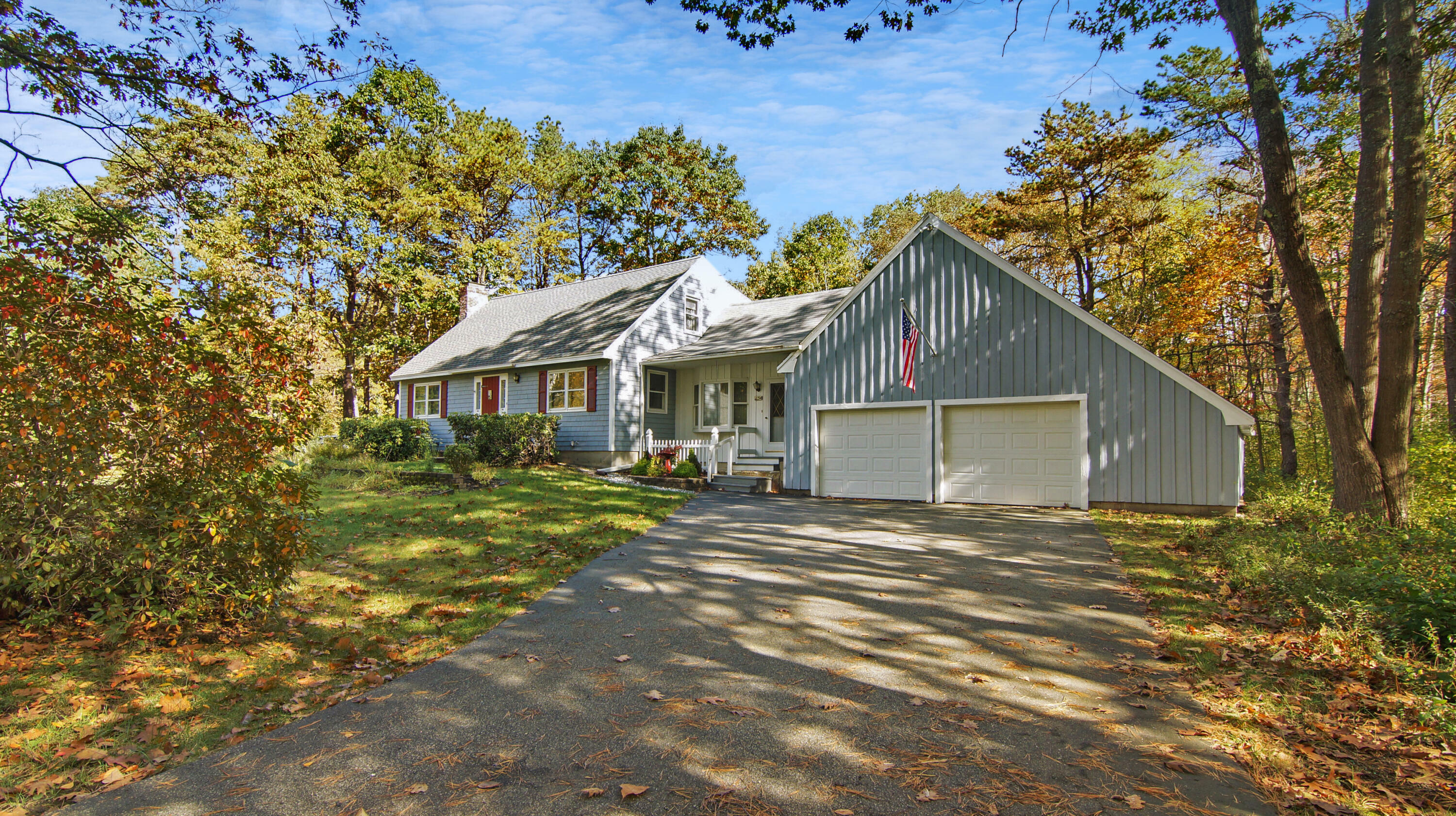 Property Photo:  54 Woodside Drive  ME 04043 