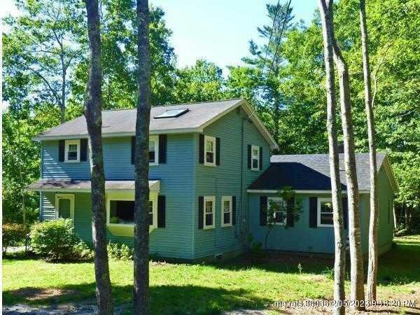 Property Photo:  10 Parcher Street  ME 04605 