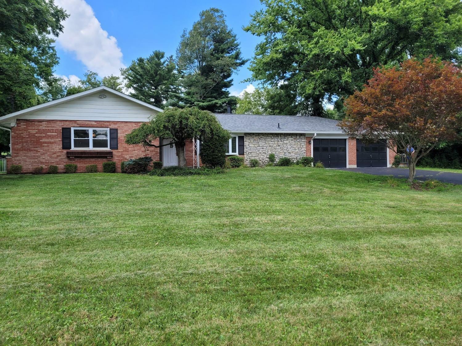 Property Photo:  1039 Sutton Rd  OH 45230 