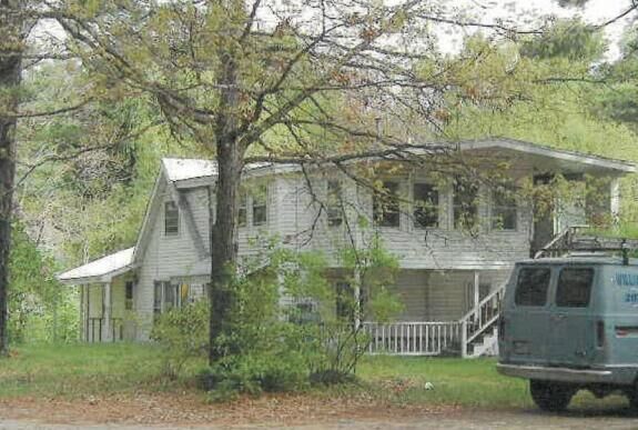 Property Photo:  1717 Sanford Road  ME 04090 